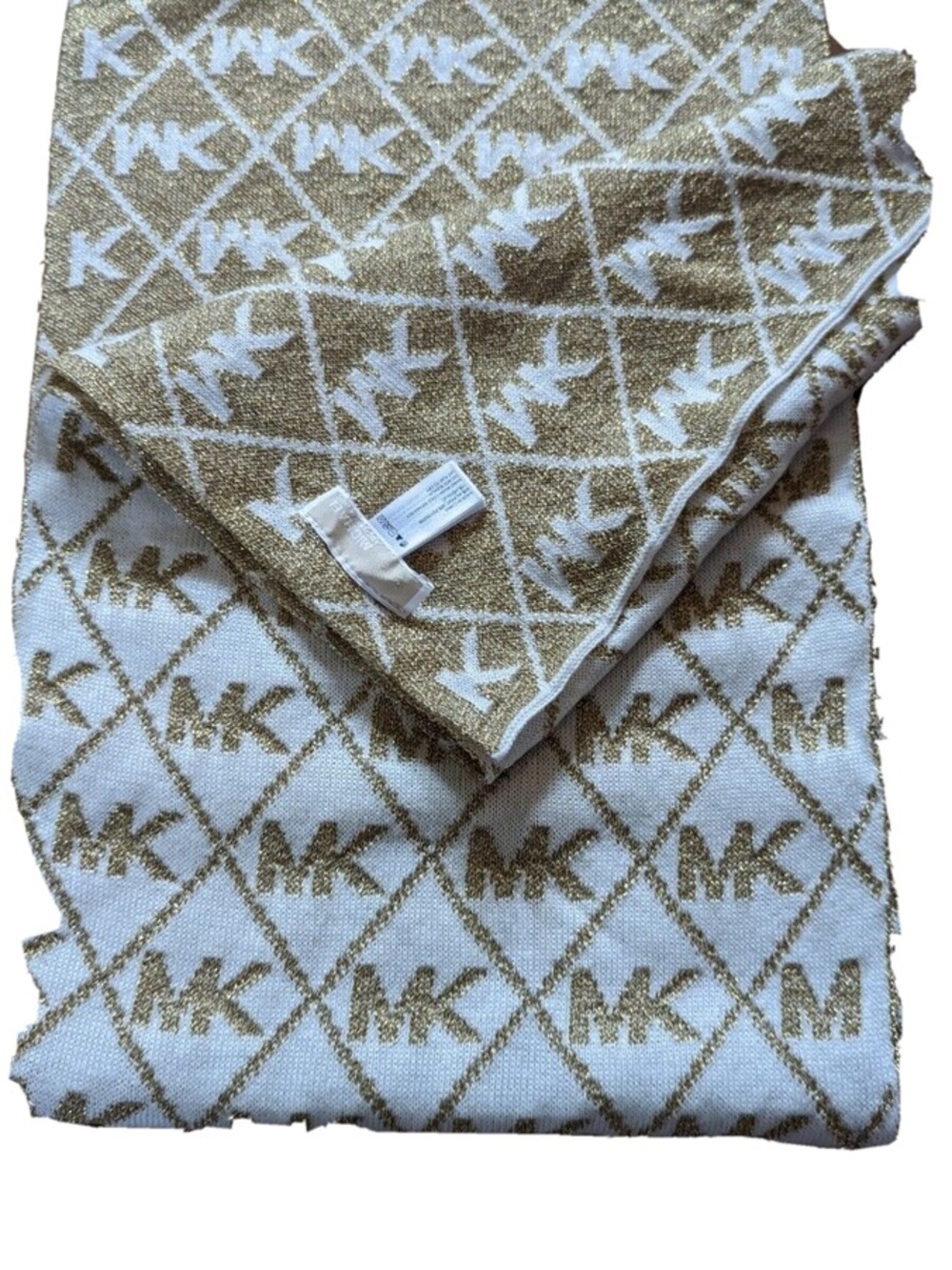 NWOT MK Beige and White Knit Scarf with Geometric Pattern